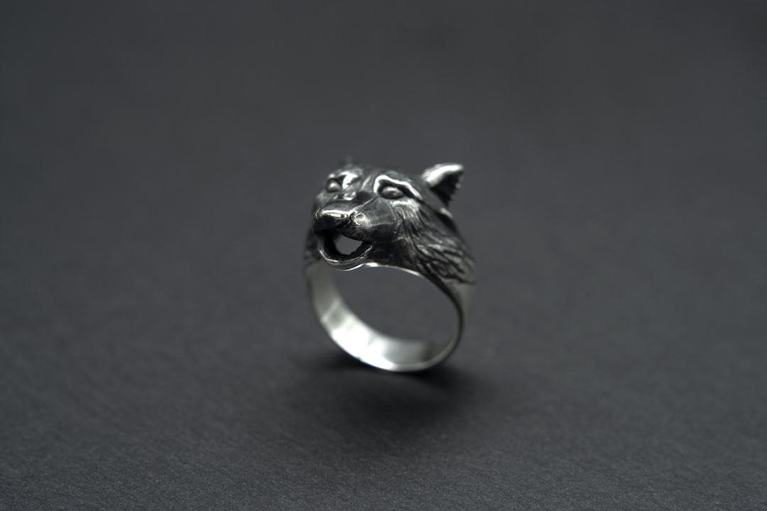 Howling Wolf Ring – Project Miiau